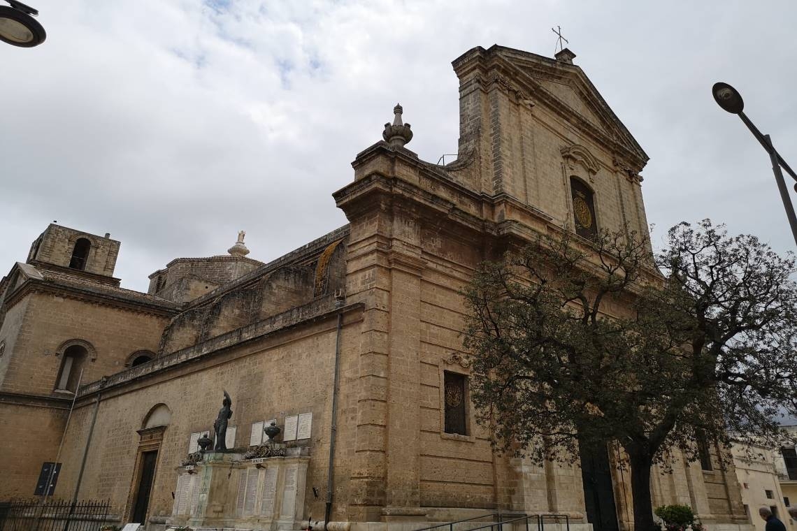 San Vito dei Normanni, lo sguardo dietro la rezza