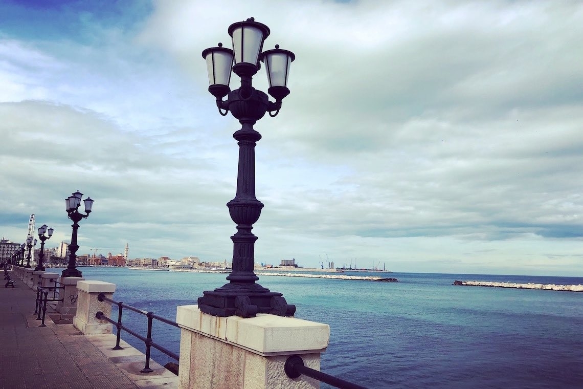 Lungomare di libri, Bari segna la rotta