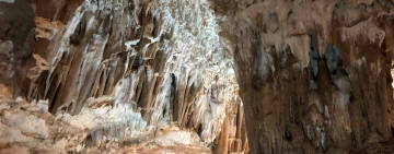 Grotta di Curtomartino e profumo di cipolla