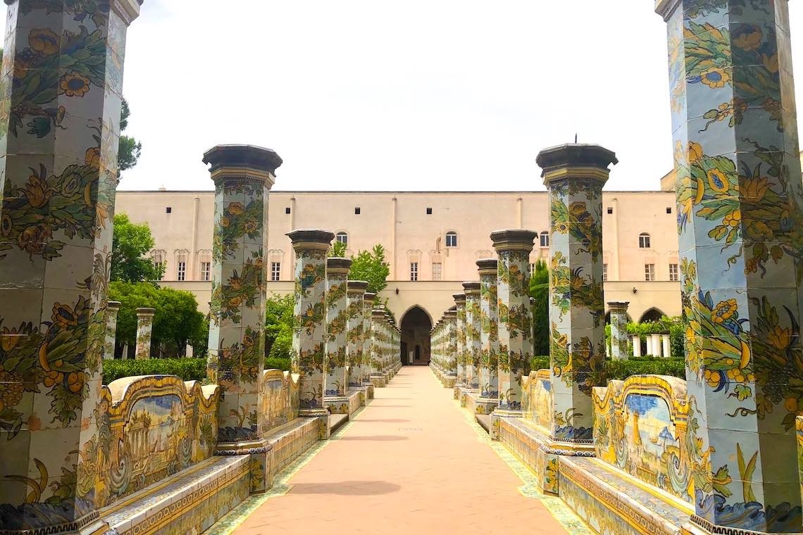 Tra luci e colori del Monastero di Santa Chiara