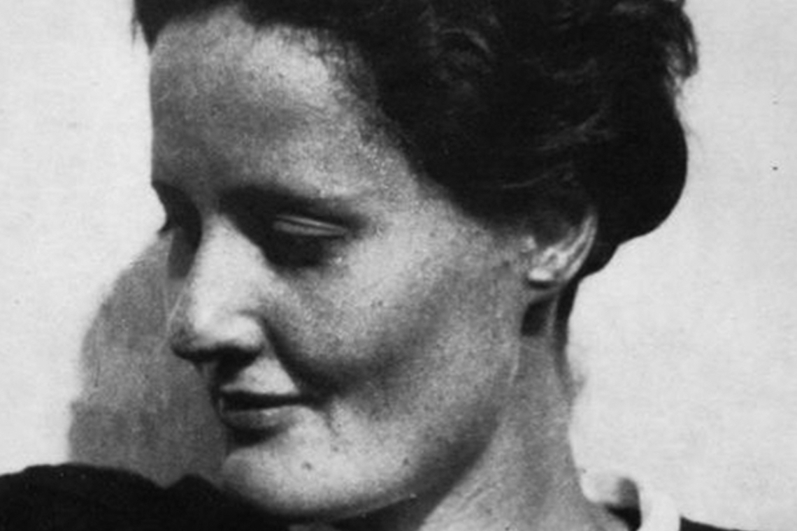 La gioiosa ricerca della bellezza di Eva Zeisel