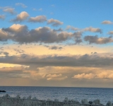 Nuvole, promessa di felicità