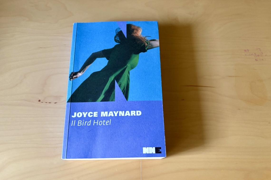 Il Bird Hotel, Joyce Maynard