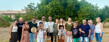Flash mob per un boschetto da salvare