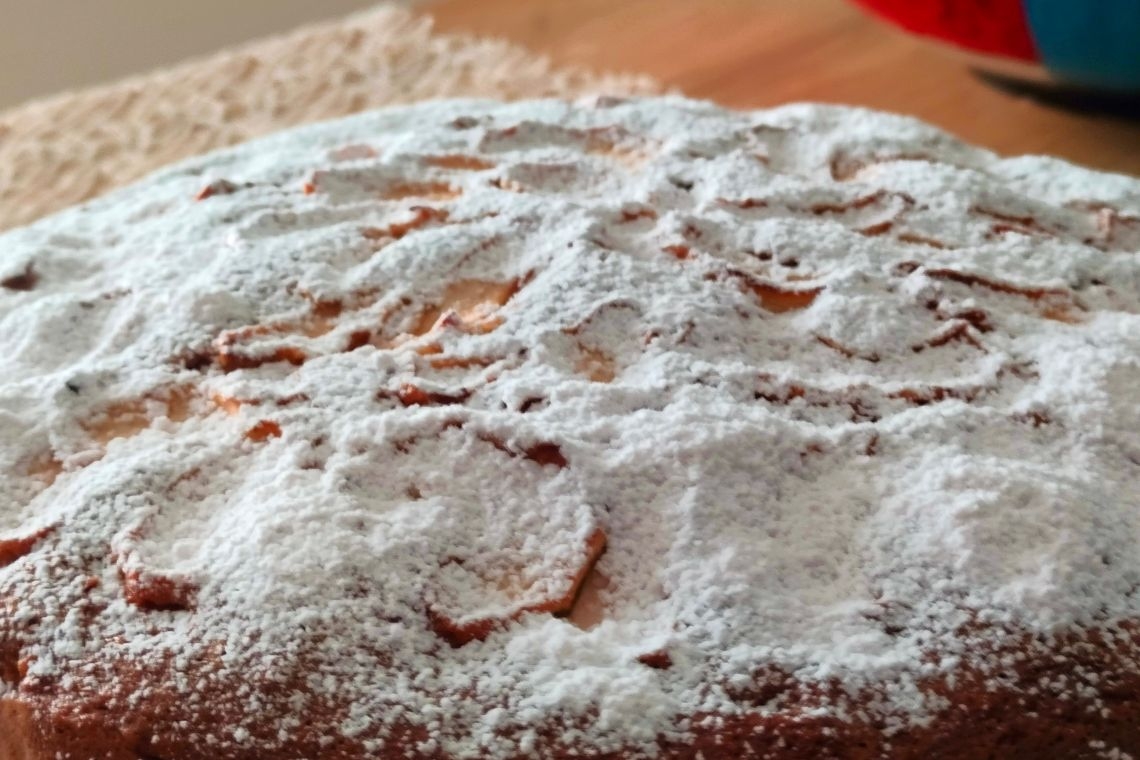 Torta alle mele con le amiche